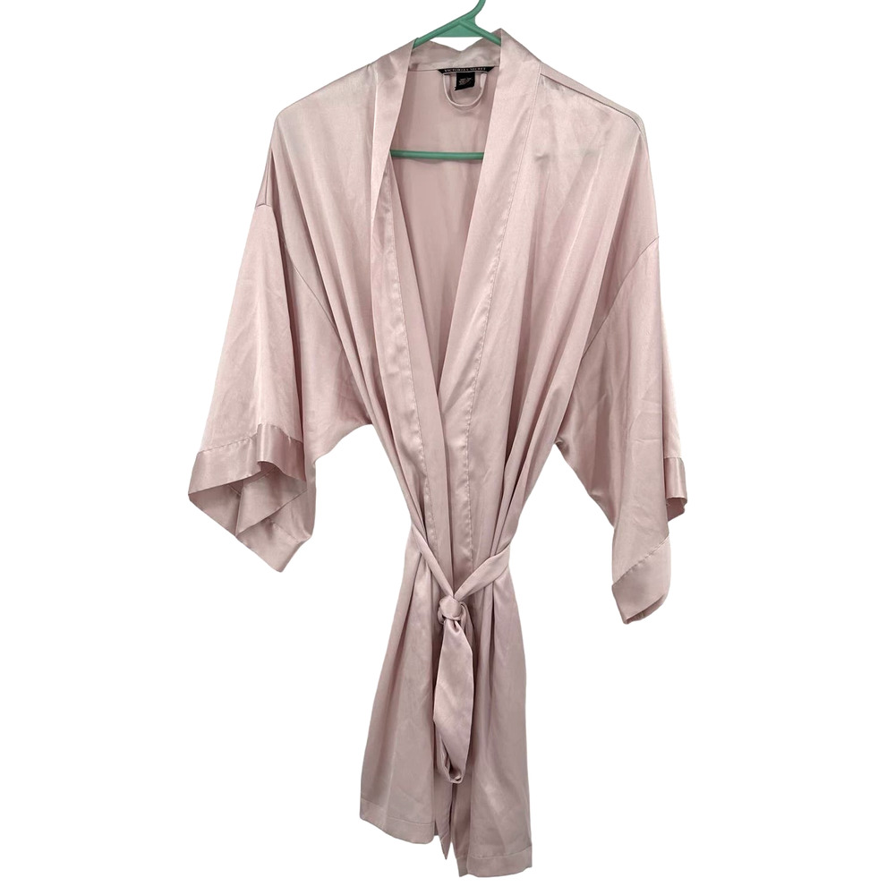 Victoria's Secret size medium large blush pink short sleeve short robe‎